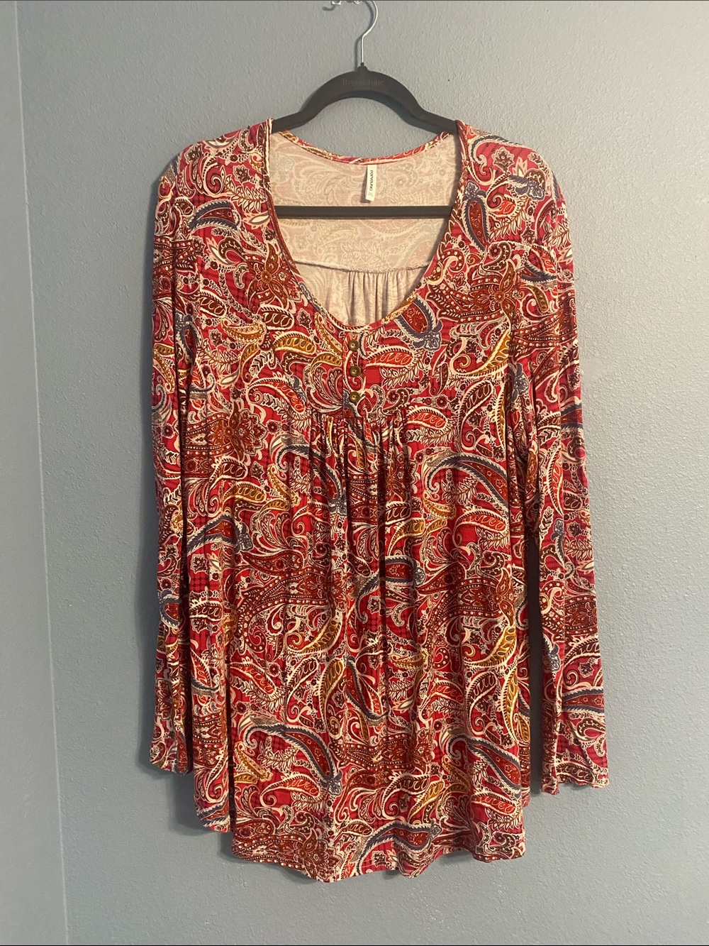 Paisley Scoop-Neck Long-Sleeve Tunic in Red